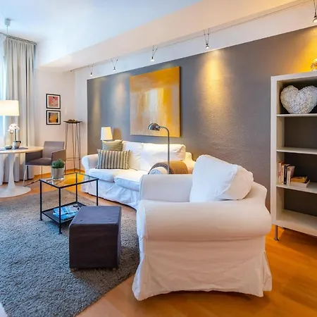 Altstadt Apartment *